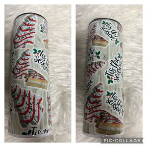 Brand new metal 20 ounce Tumblr Christmas little Debbie